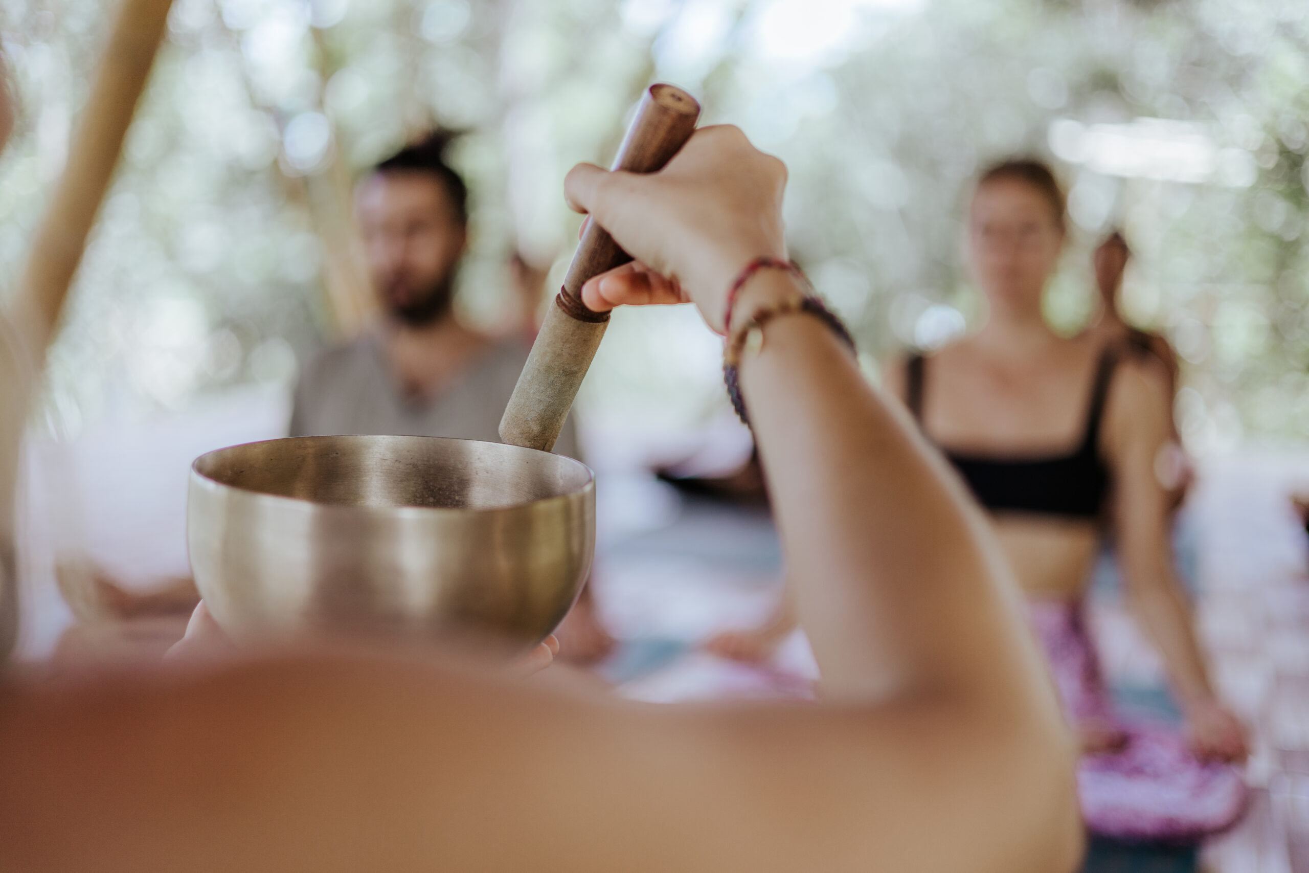 Singing bowl ceremony